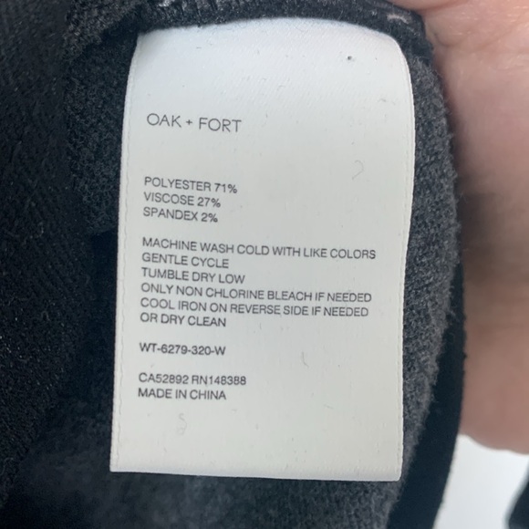 Oak and Fort Top - Picture 4 of 4